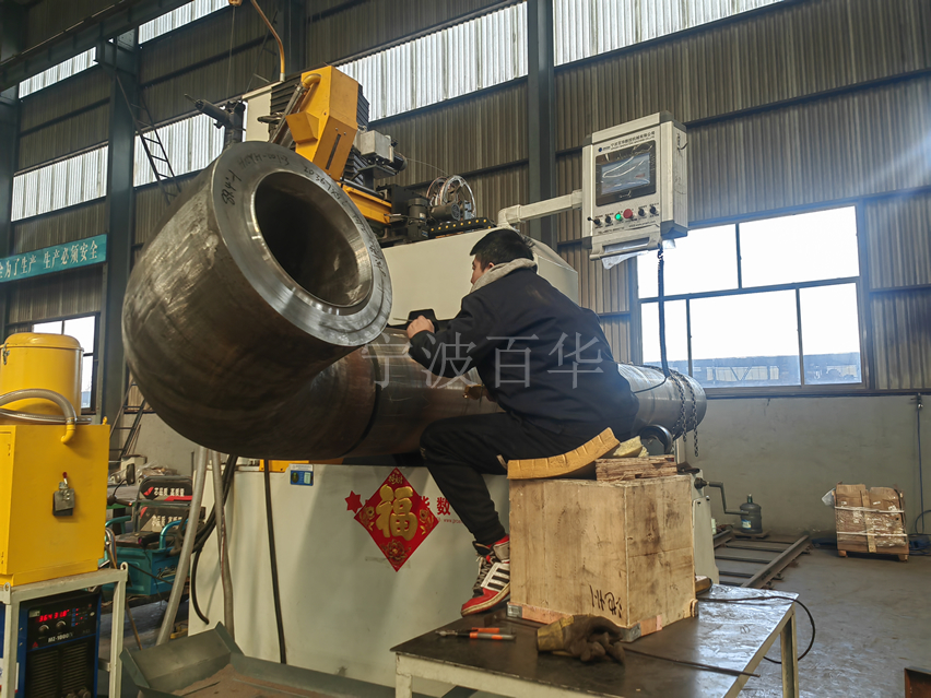 厚壁管道自動焊機